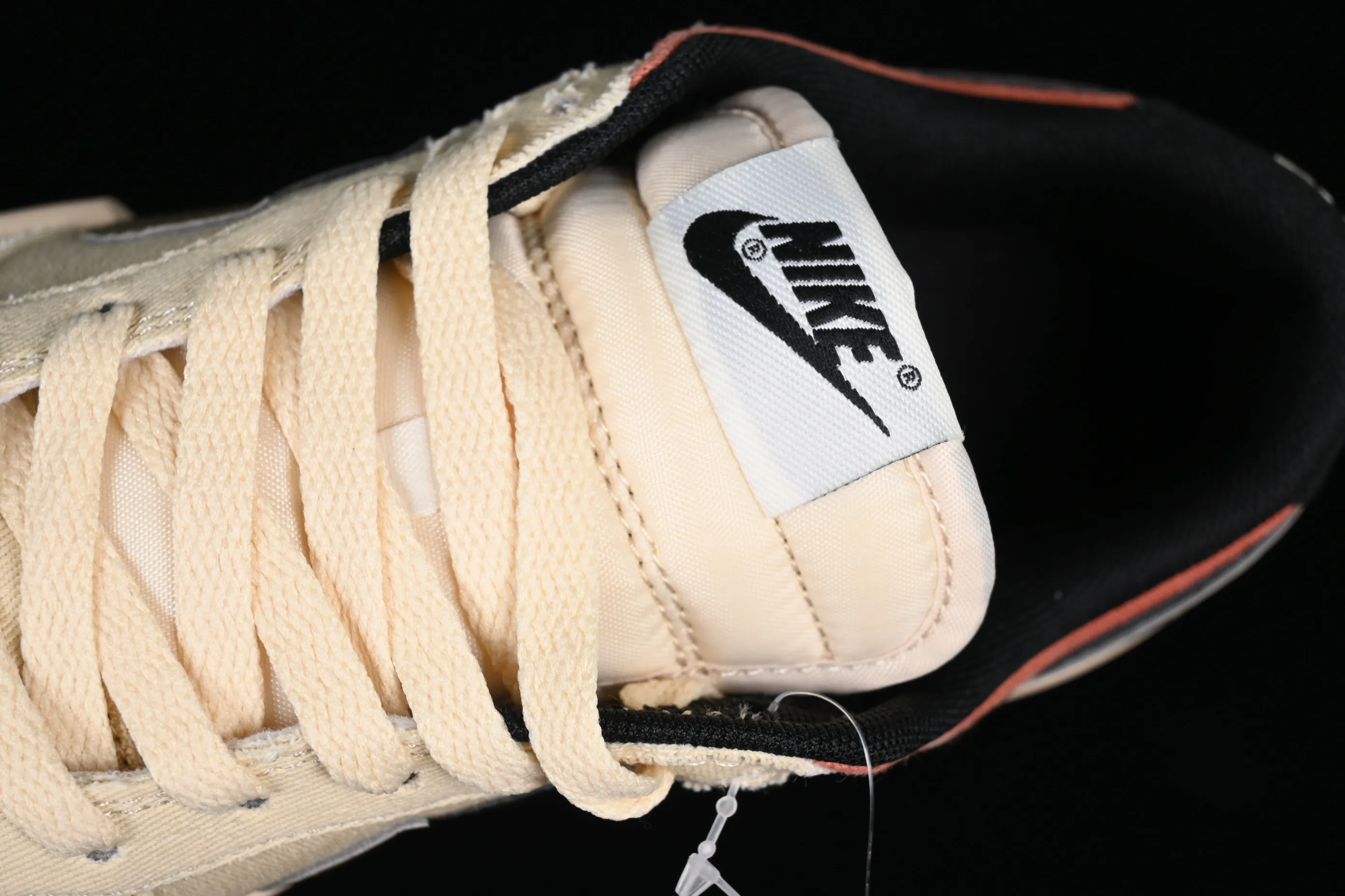 All categories Nk SB Dunk Series Nk SB Dunk Low low-top sneakers Otomo Katsuhiro x Nk SB Dunk Low washed denim canvas double hook Otomo Katsuhiro low-top casual sports skateboard shoes DZ2794-468